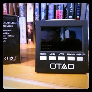 Alarm Clock, humidity control , calendar.